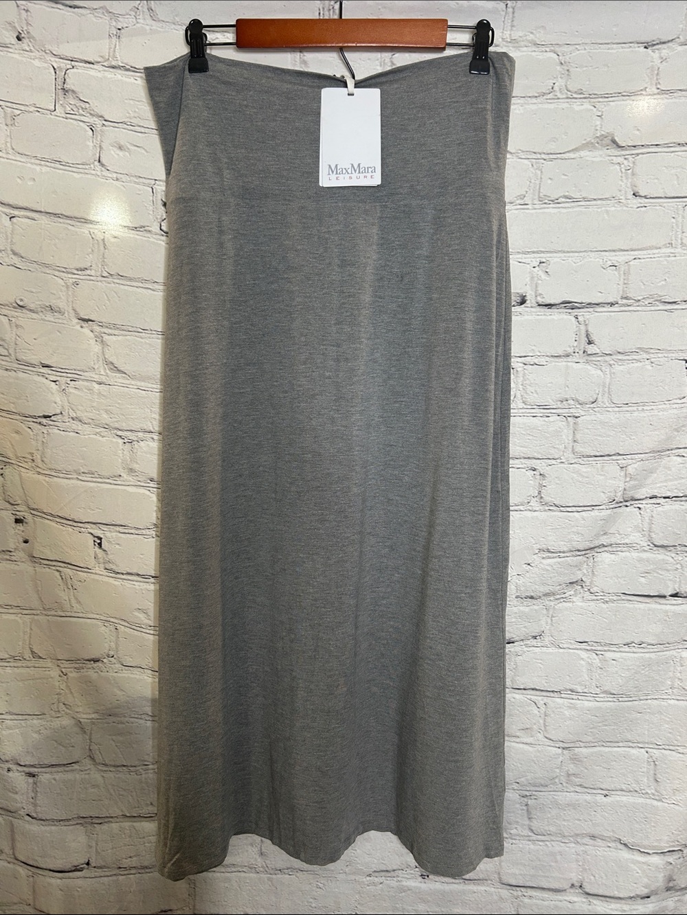 MaxMara Grey Knit Midi Skirt Size X-Large Brand New W/Tags